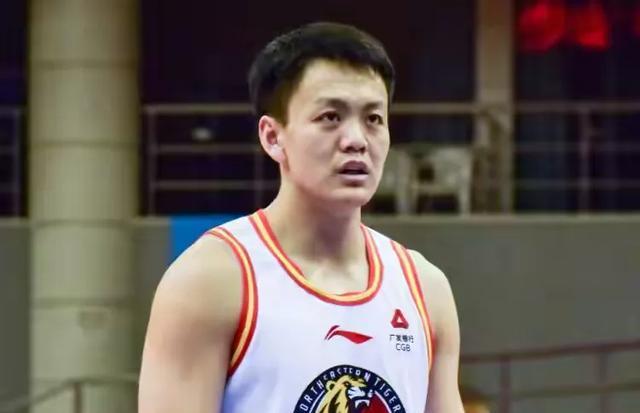 经是CBA, entit, 号位的优势 经是CBA, entit, 号位的优势