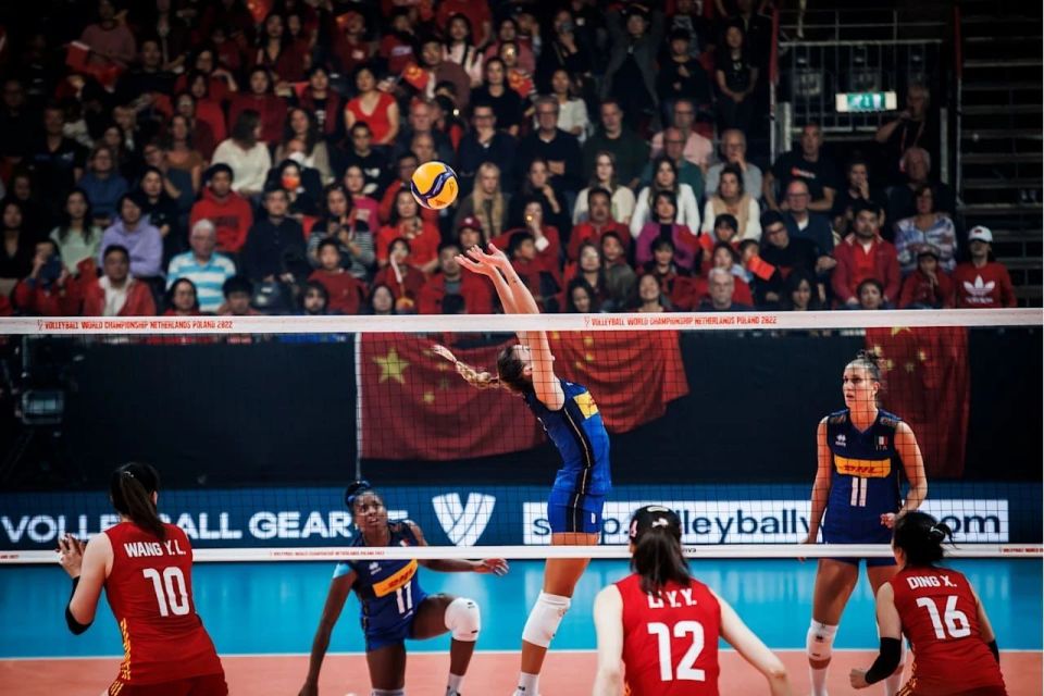 虽然李盈莹, 赛开赛前夕 虽然李盈莹, 赛开赛前夕