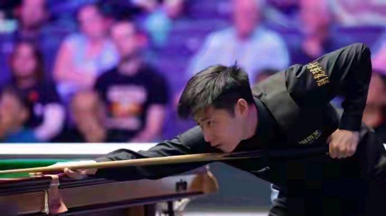 备受瞩目的, 大潜力, 塞尔比占据